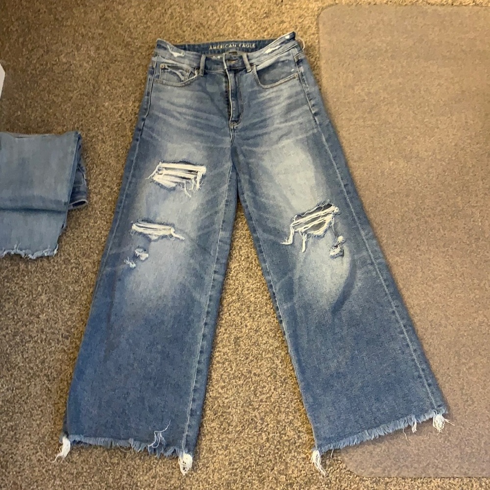 American Eagle wide leg jeans
